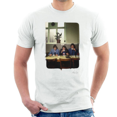 The Jam News Of The World Cafe Men's T-Shirt - FotoGrafica