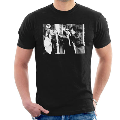 The Damned Outside Stiff Records 1977 Men's T-Shirt - FotoGrafica