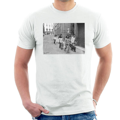 Bob Marley Arriving At Birmingham Odeon 1975 T-Shirt