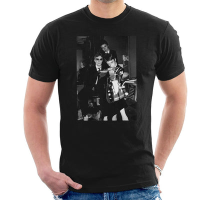 The Jam Headstock Shot 1977 Men's T-Shirt - FotoGrafica