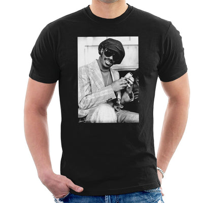 Stevie Wonder London Interview 1974 Men's T-Shirt - FotoGrafica